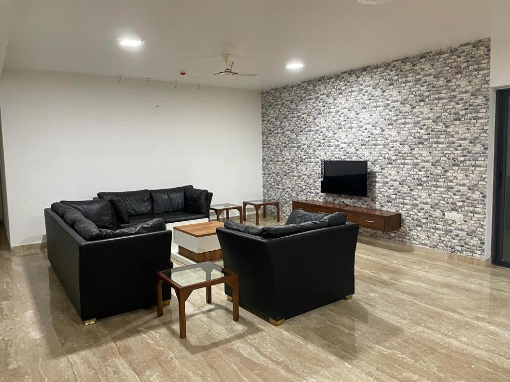 Royal Nest Premium Otel Pune Dış mekan fotoğraf